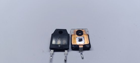 2Sc3320.jpg