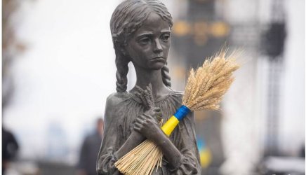 ГОЛОДОМОР 1932-1933.jpg